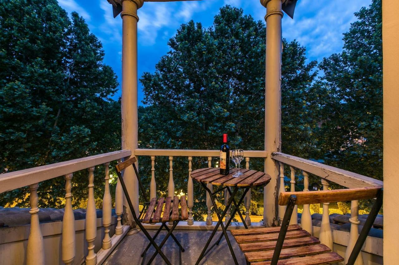 Proper Apartment - Duplex Home Тбілісі Екстер'єр фото