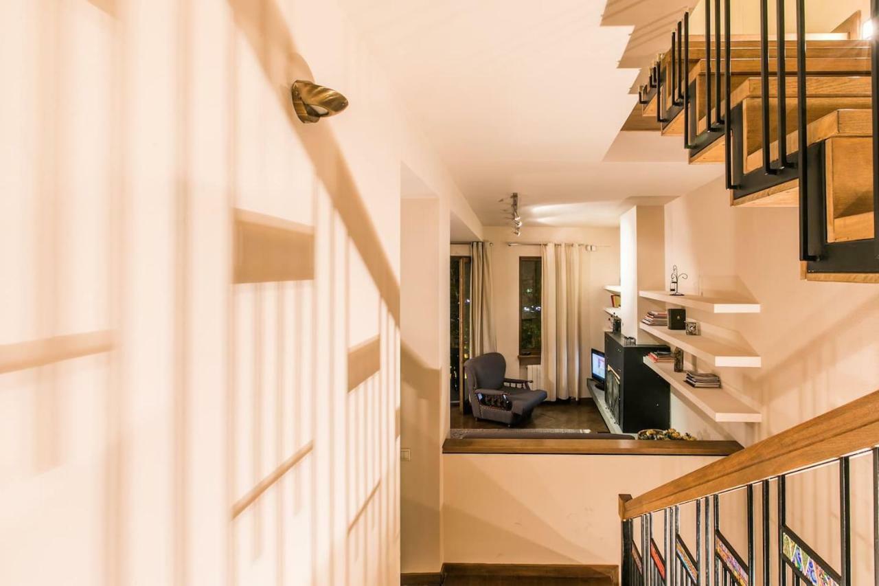 Proper Apartment - Duplex Home Тбілісі Екстер'єр фото